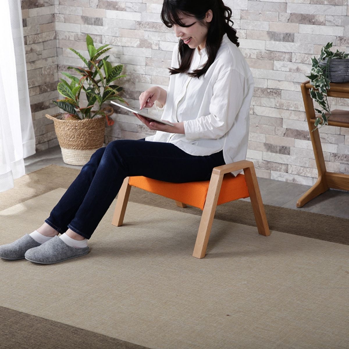 ZAGAKU Floor Chair | Washable, Stackable, Low-VOC | Made in Ōkawa, Japan