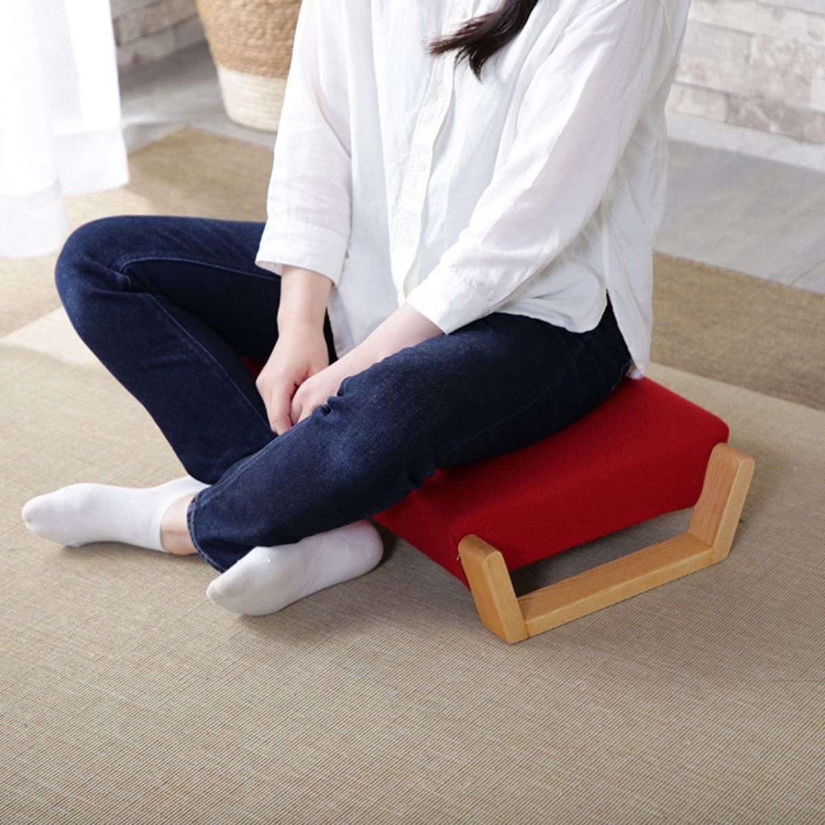 ZAGAKU Floor Chair | Washable, Stackable, Low-VOC | Made in Ōkawa, Japan