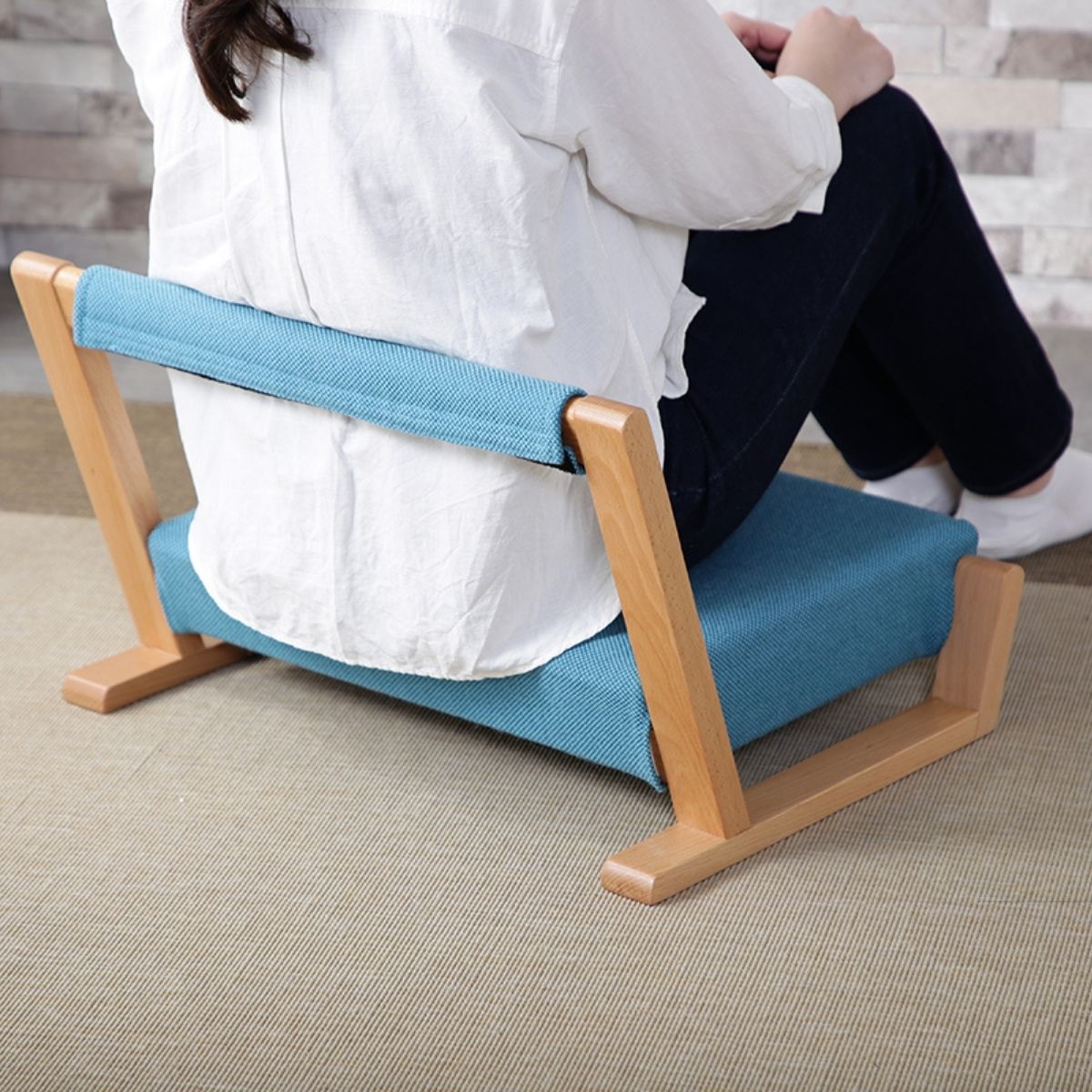 ZAGAKU Floor Chair | Washable, Stackable, Low-VOC | Made in Ōkawa, Japan