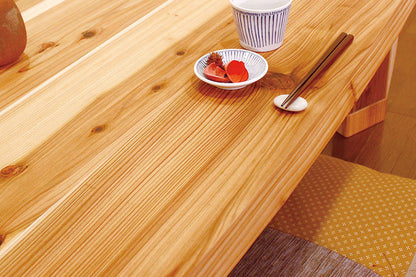 kotatsu made with solid Japanese cedar for the tabletop